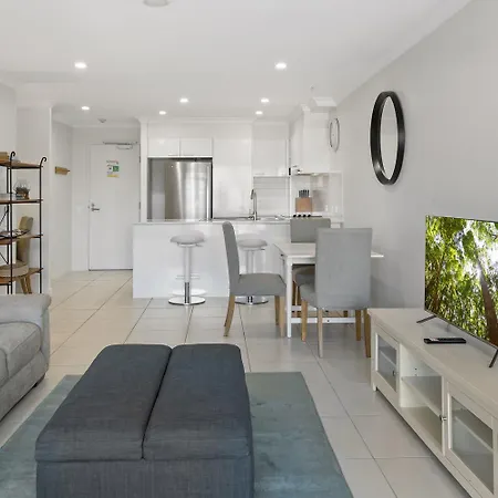 Kingsford Smith Apartments Maroochydore Exterior photo